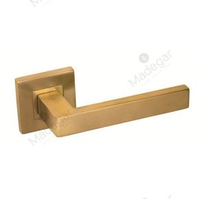 Juego Manilla Roseta Cuadrada. OHMYDOOR