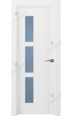 Puerta interior lacada Innova Altube 3VD. Madegar