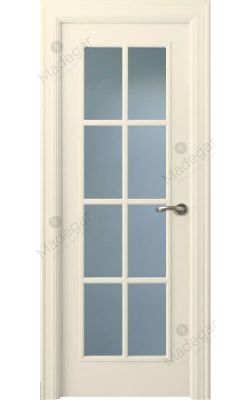 Puerta interior lacada Angle Oma 8VL. Madegar