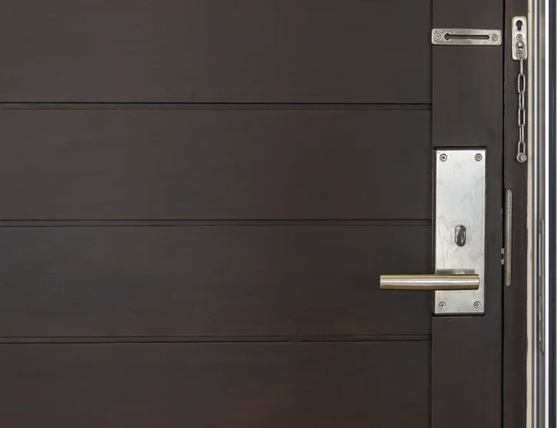¿Cómo saber si tu puerta de entrada es segura o deberías cambiarla?