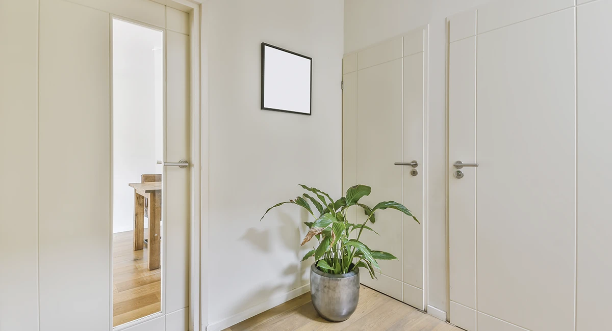 Puerta interior termo-acústica, confort, eficiencia y diseño a medida para tu hogar